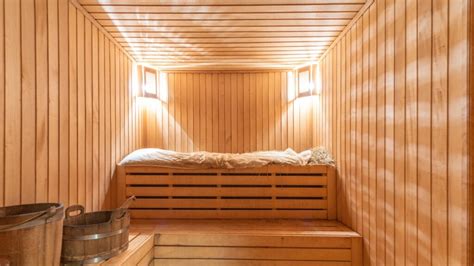 Guía de Saunas y Baños Gay de Barcelona 2025